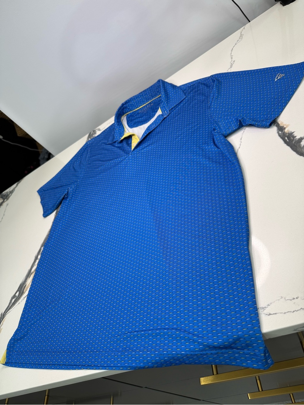 MAELREG Performance Short-Sleeve Golf Polo Mens L, Blue/Yellow Fish Pattern